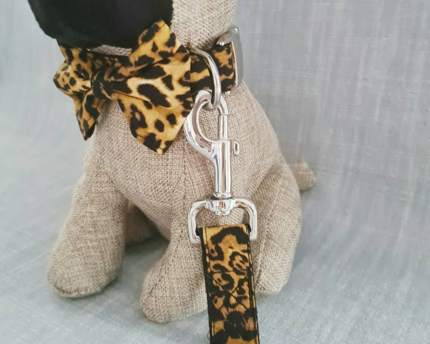 Leopard print collar, lead and bow set