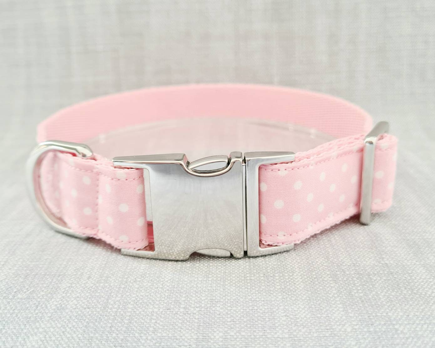 Pink polka dot dog collar