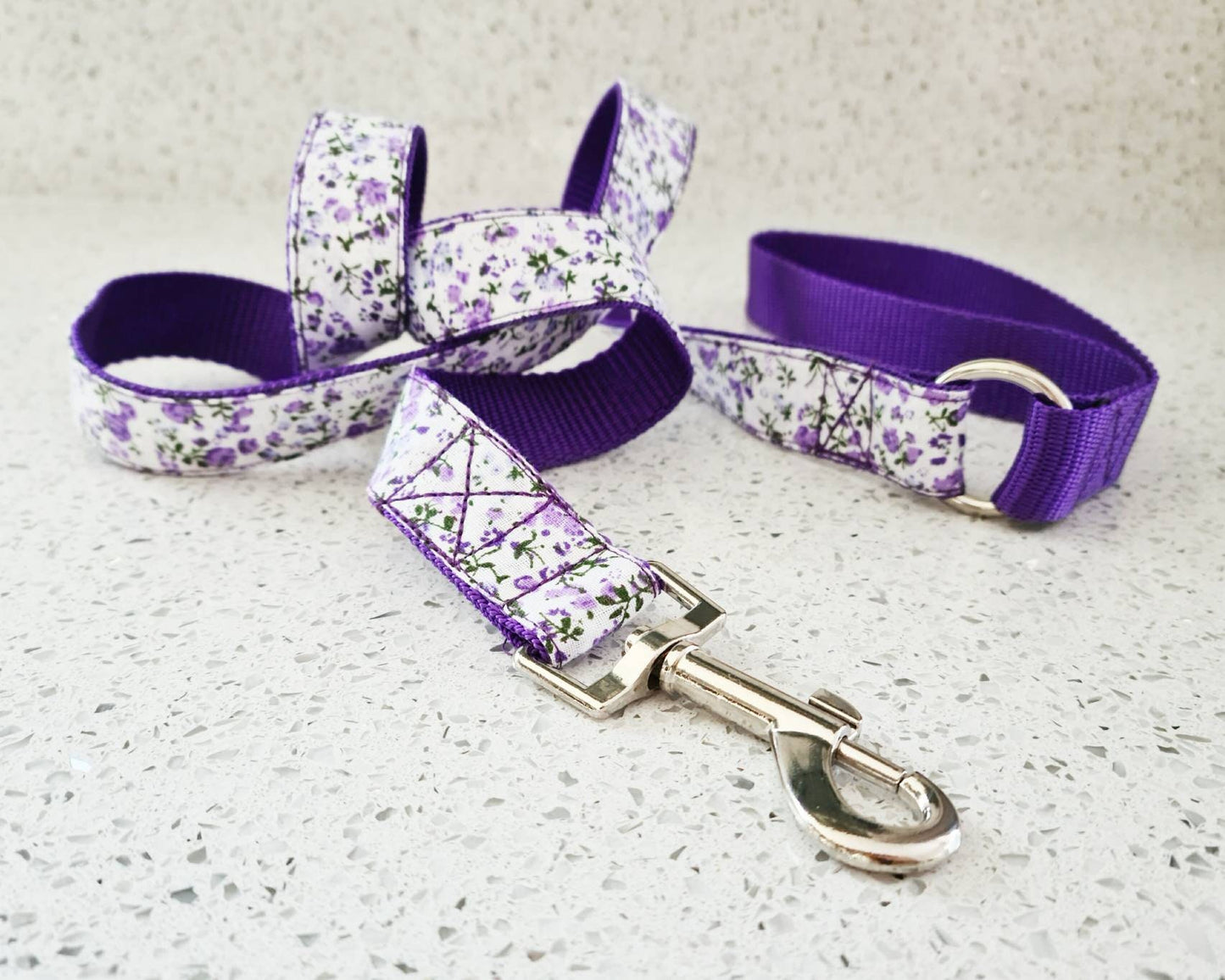 Purple floral dog lead
