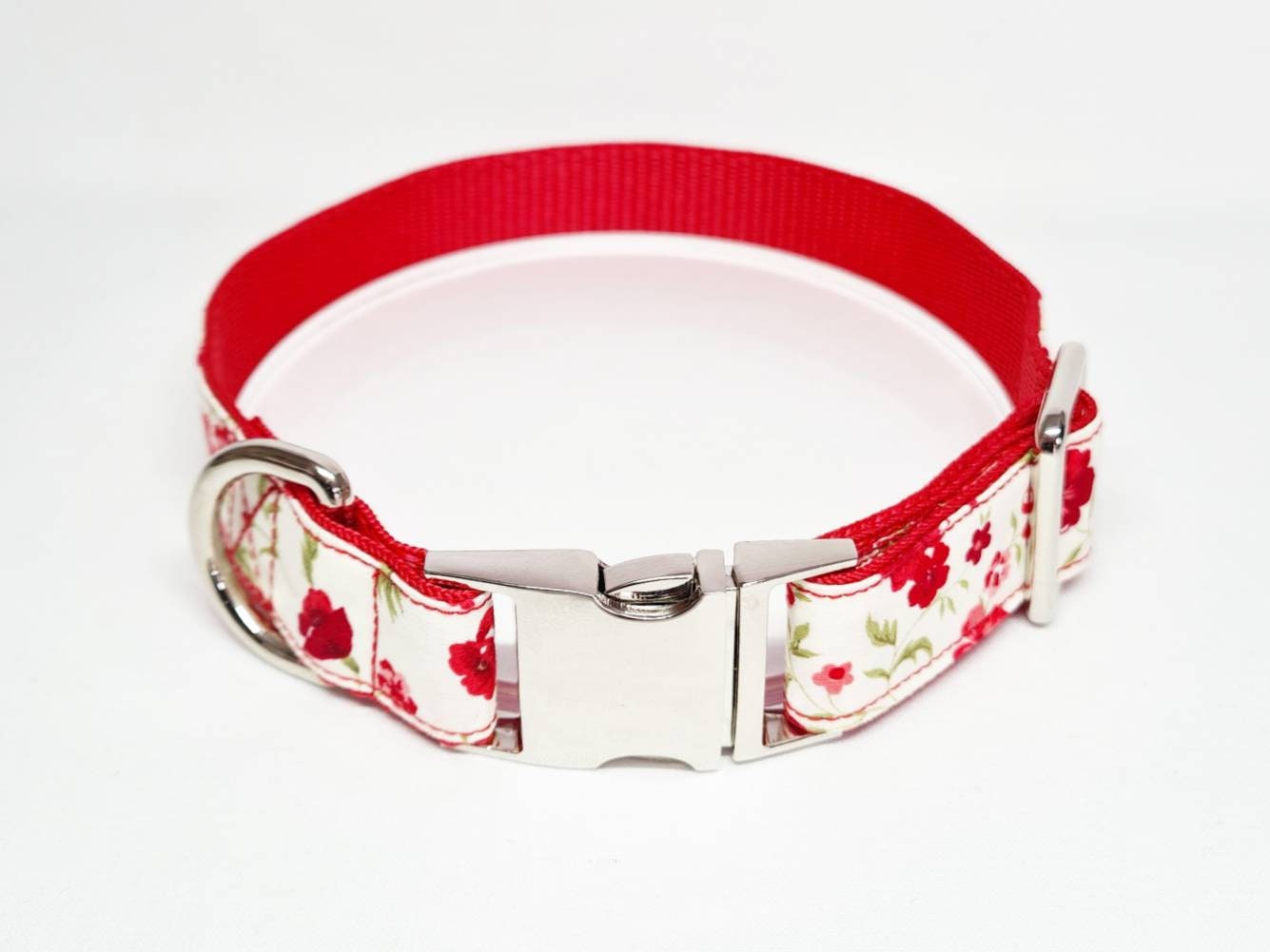 Red floral dog collar