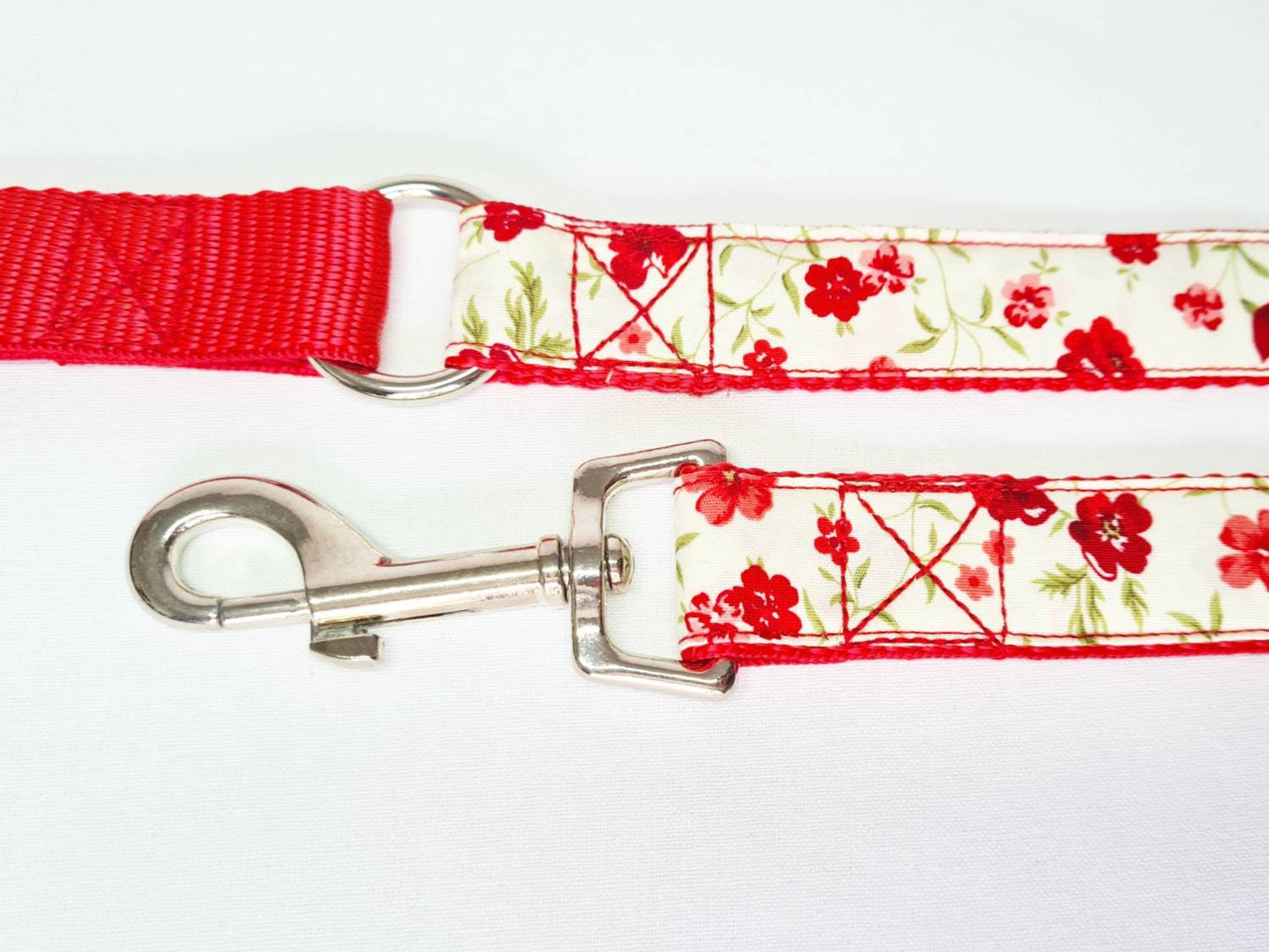 Red floral dog lead
