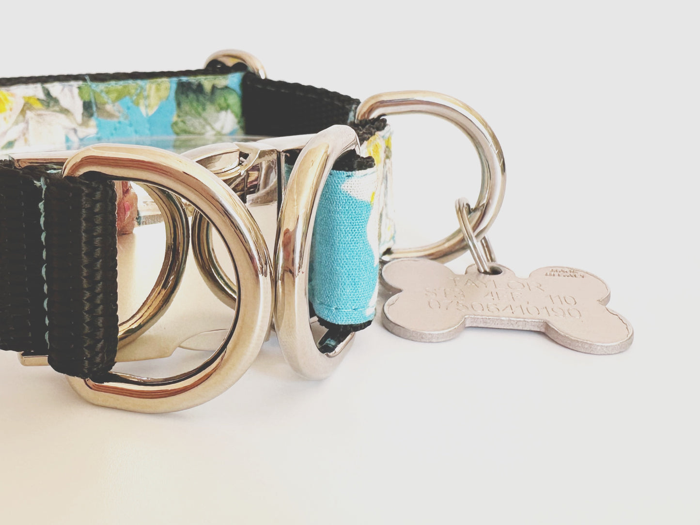 Wild Flowers Double D Safety Lock Dog Collar