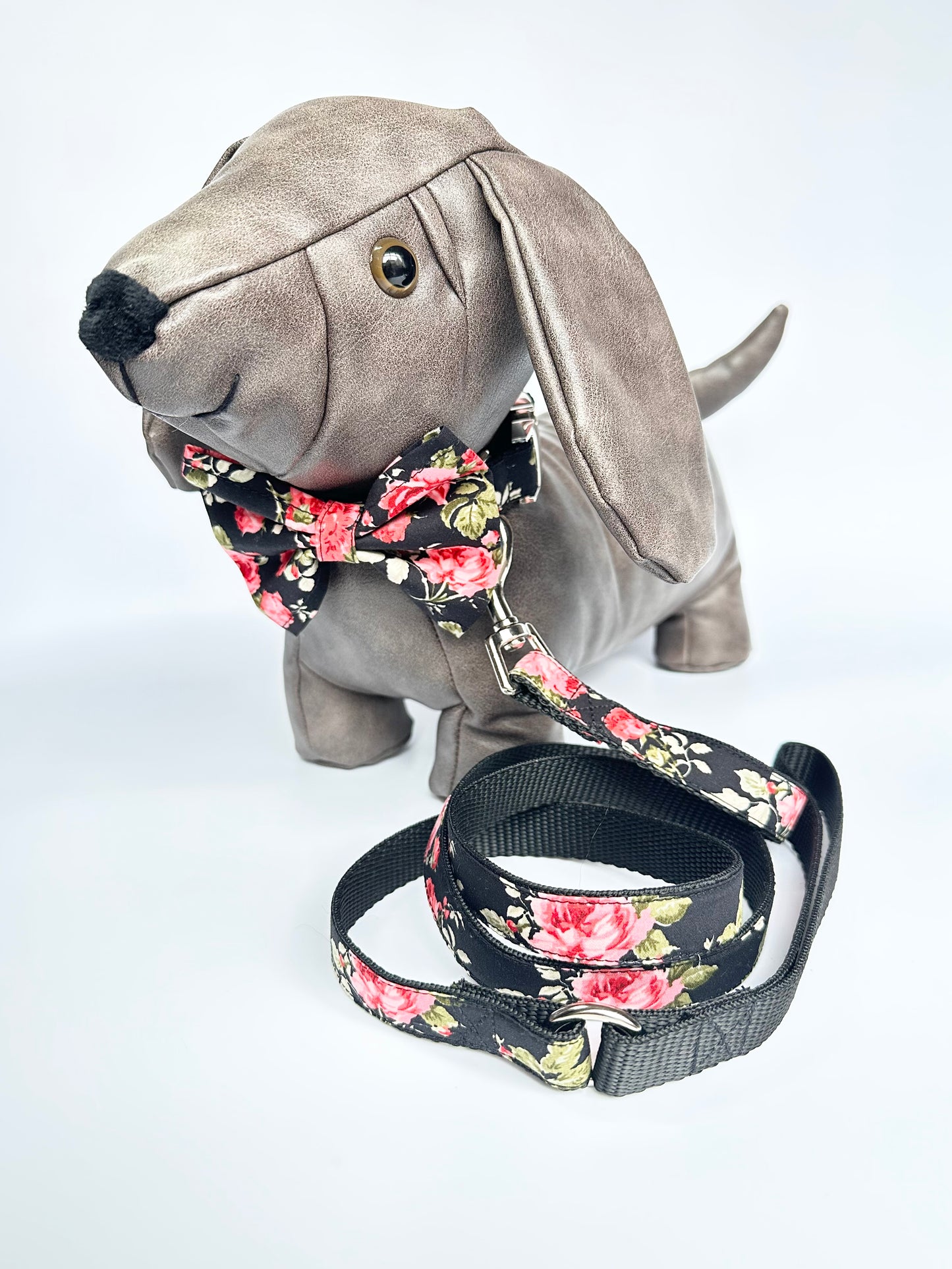 Rockabilly Rose Collar, Lead & Bow Set