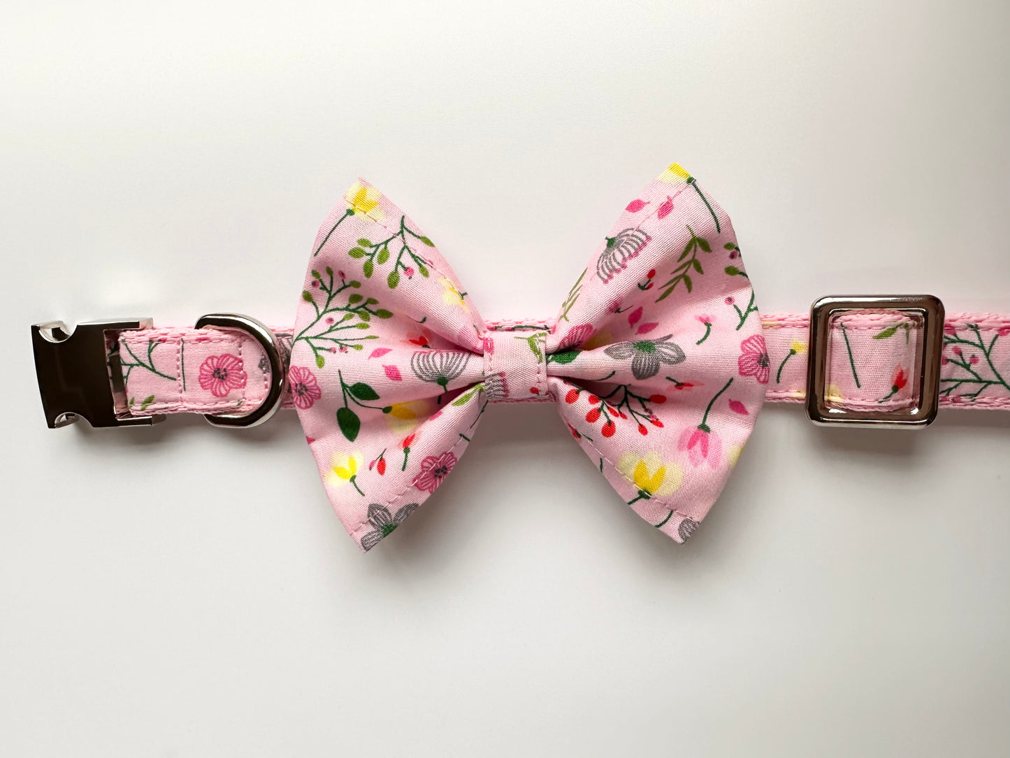 Pretty In Pink Dog Collar