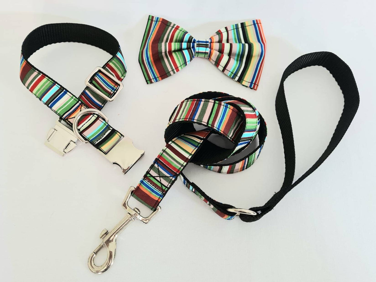Green stripe collar, lead and bow set