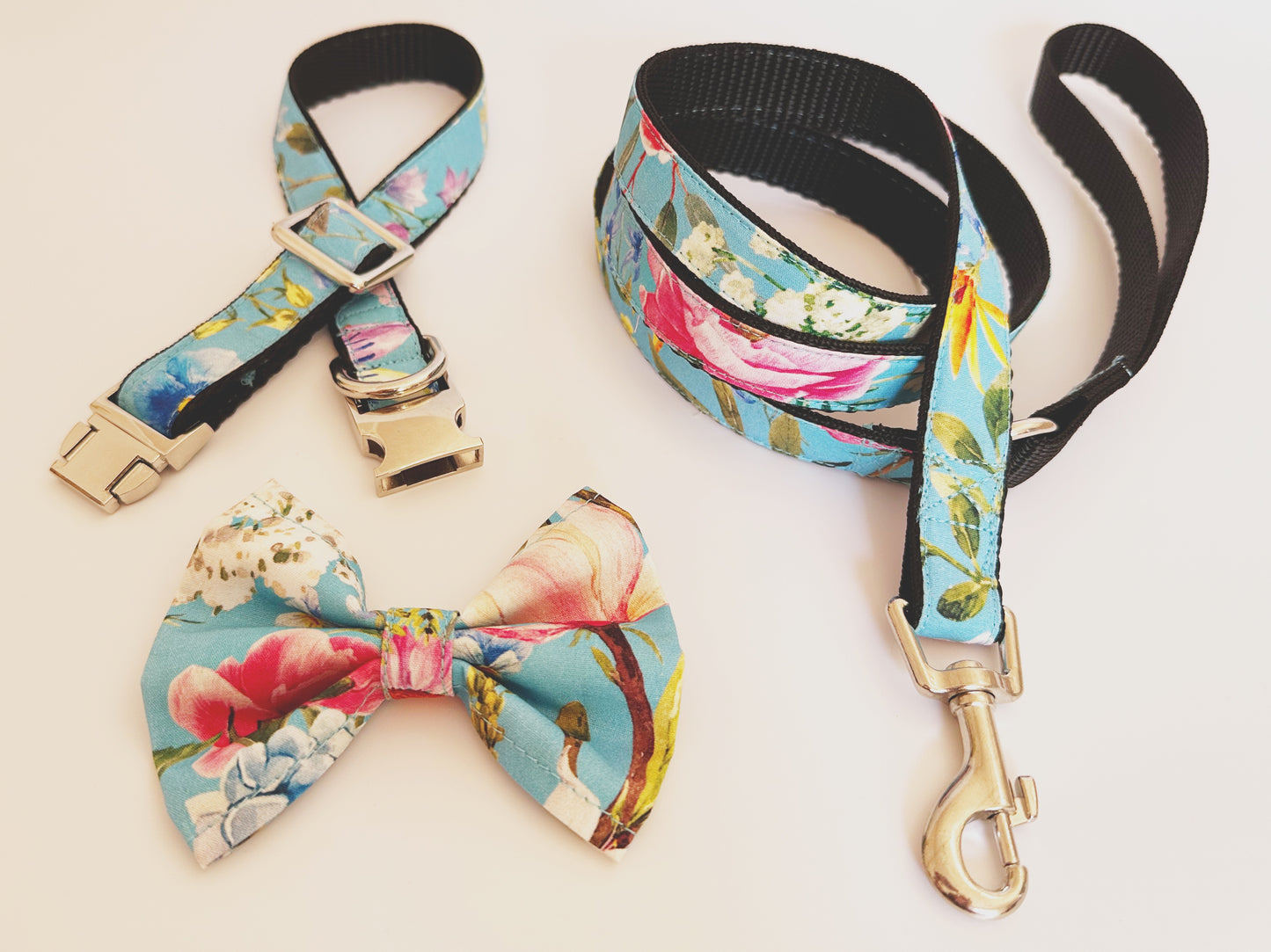 Wild Flowers Collar, Lead & Bow Set