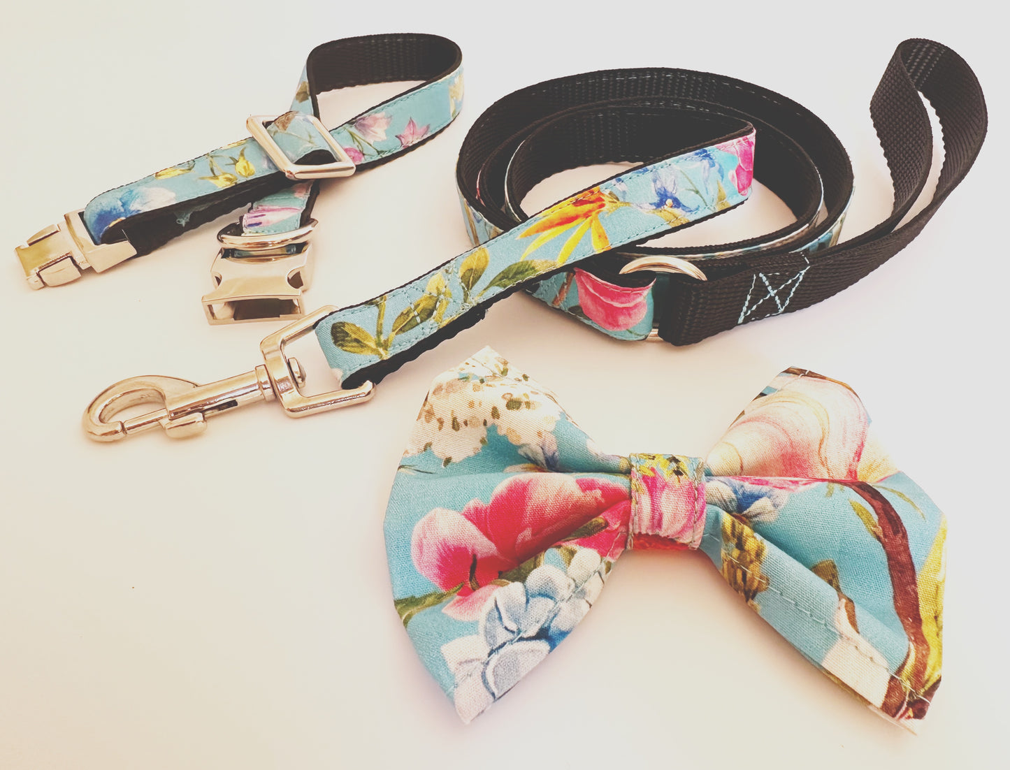 Wild Flowers Collar, Lead & Bow Set